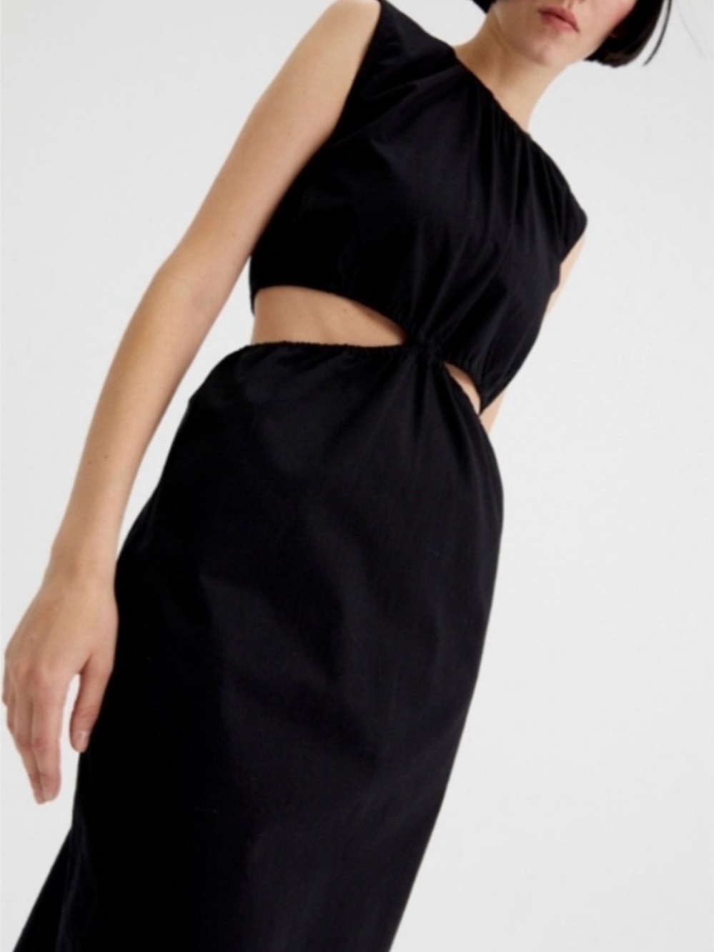 Compañia Fantastica— NWT: Black Cutout Midi Dress Size: XS - Picture 5 of 7